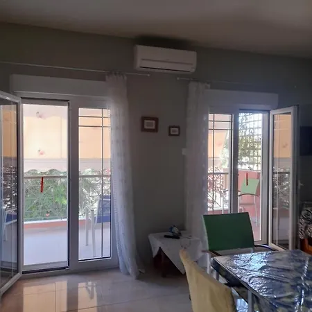 Alexander 's ניאה מיכאניונה